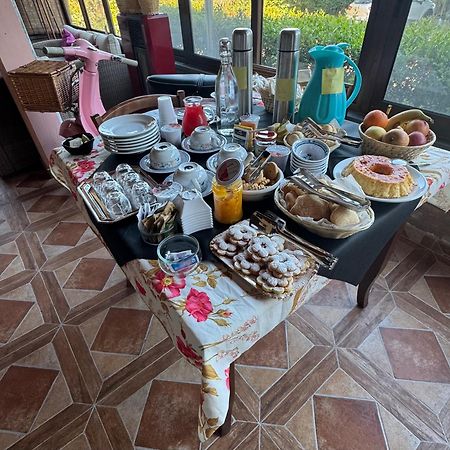 Agriturismo Da Patrizia Simaxis Buitenkant foto
